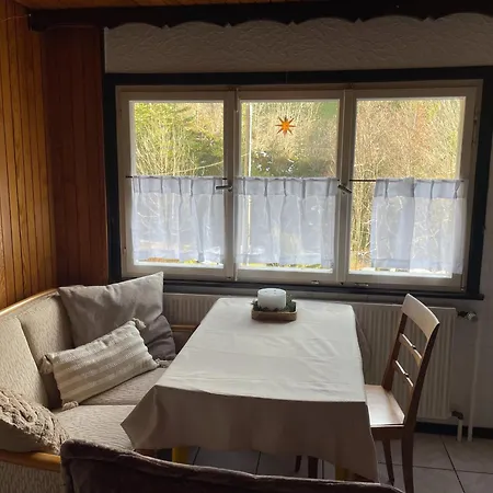 Im Triberger Schwarzwaldhaus - Haustiere Willkommen Appartement *